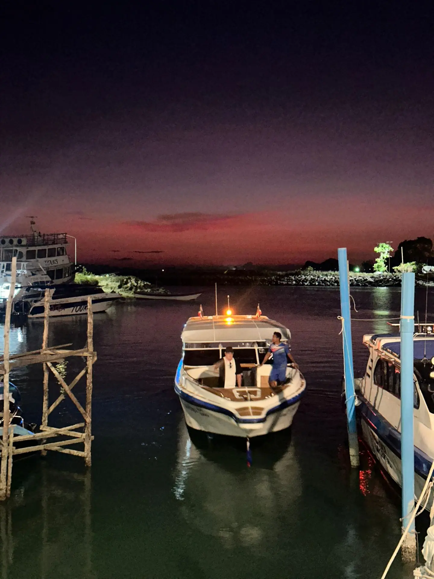Speedboat at Koh Phangan sunset